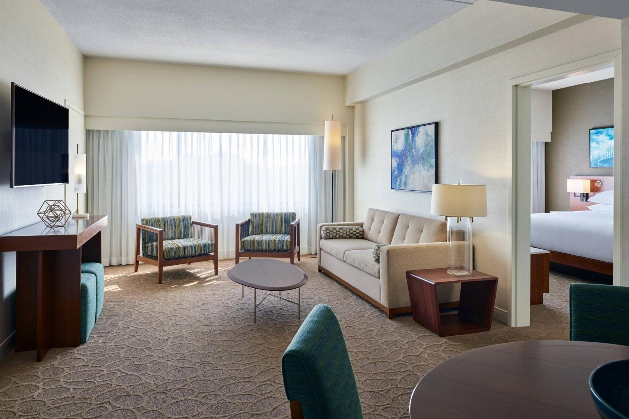 Hotel Delta By Marriott Downtown 4*