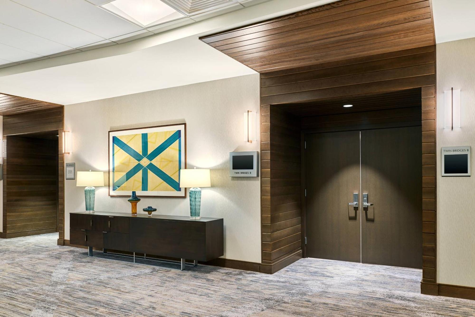 Delta By Marriott Downtown Hotel